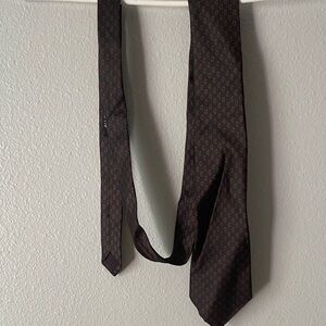 Elegant Black and Brown Paisley Tie